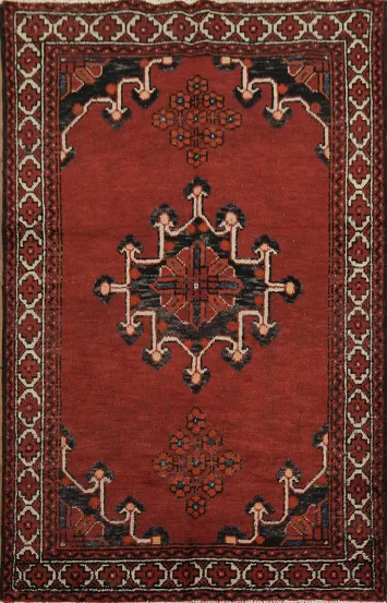 Traditional geometric Hamedan Persian Rug 4x6