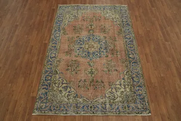 Elegant Vintage Anatolian Oriental Area Rug 5x8