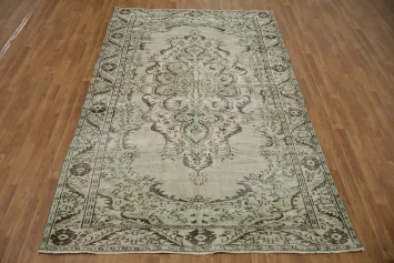 Vintage-inspired floral Anatolian Oriental Area Rug 6x9