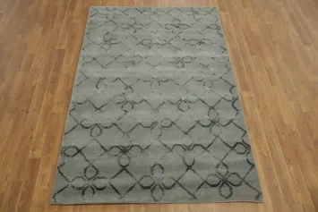 Modern Gray Geometric Rug for a Contemporary Look 4x6