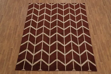 Modern Zigzag Patterned Rug in Rich Red and Beige 8x10