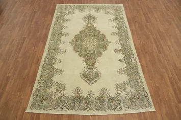 Elegant Vintage Anatolian Turkish Area Rug 6x10