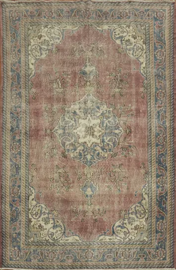 Elegant Vintage Anatolian Turkish Area Rug 6x9