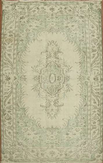 Vintage Anatolian Turkish Area Rug 5x8