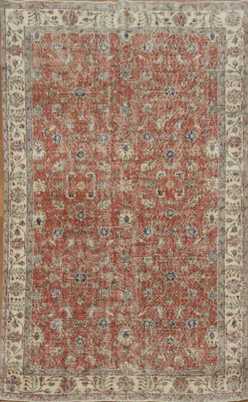 Traditional Turkish Vintage Anatolian Turkish Area Rug 5x9