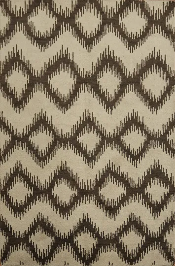 Contemporary Ivory and Brown Zigzag Patterned Area Rug for Modern Spaces 5x8
