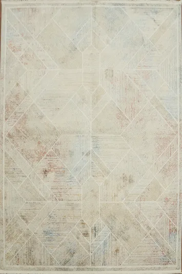 Elegant Minimalist Rug with Subtle Geometric Patterns 5x8
