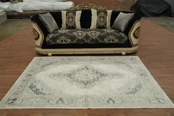 Traditional Persian Design Grey and Beige Area Rug 5x8