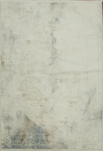 Soft Cream-Toned Distressed Rug with Marble Effect Design 5x8