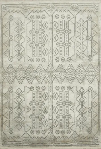 Minimalist Grey and Ivory Rug with Artistic Geometric Designs 5x8