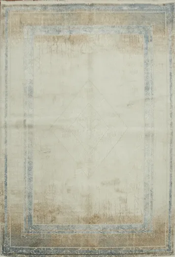 Elegant Beige and Blue Rug with Subtle Geometric Design 5x8