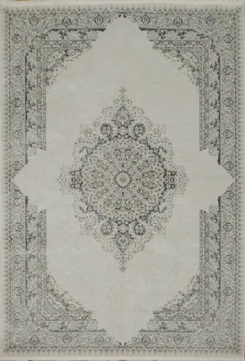 Luxurious Ivory and Gray Rug with Central Medallion Pattern 5x8