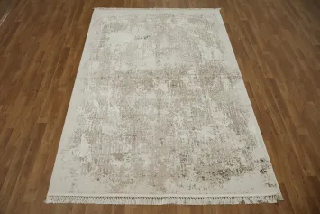 Vintage-Inspired Beige Area Rug with Abstract Design 5x8
