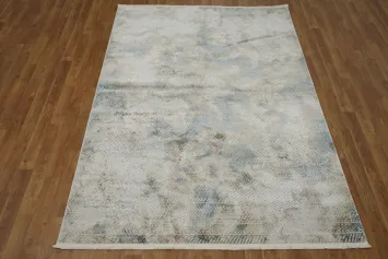 Subtle Blue and Beige Rug with Artistic Texture Pattern 5x8