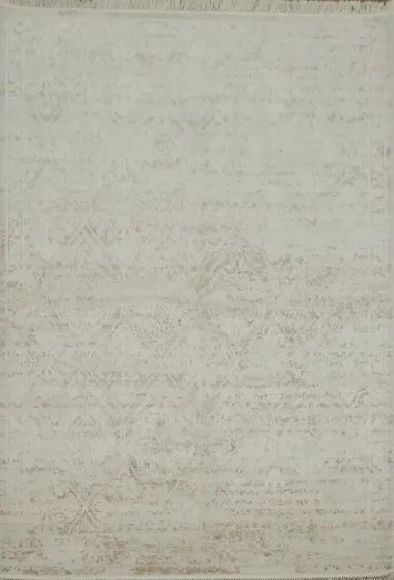 Minimalist Beige Rug with Delicate Patterns for Modern Homes 5x8