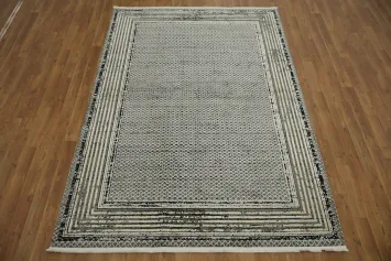 Modern Gray Rug with Sophisticated Layered Linework Design 5x8