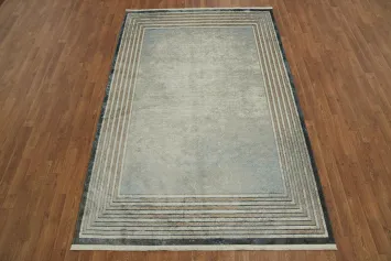 Contemporary Gray Rug with Layered Border Detailing 5x8
