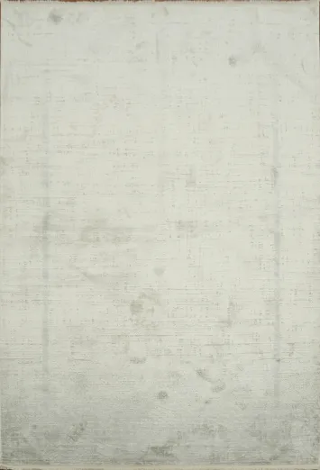 Elegant Minimalist Light Gray Area Rug for Modern Spaces 5x8