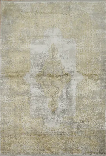 Soft Grey and Gold Rug with Classic Persian Appeal 5x8