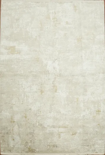 Timeless Beige and Gold Rug to Enhance Home Interiors 5x8