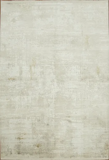 Elegant Light-Beige Rug with Distressed Vintage Charm 5x8