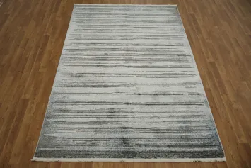 Chic Grey and White Rug Ideal for Minimalist Interiors 5x8