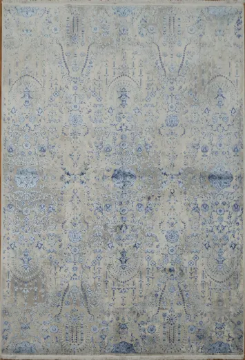 Vintage-Inspired Blue Rug with Subtle Floral Patterns 5x8