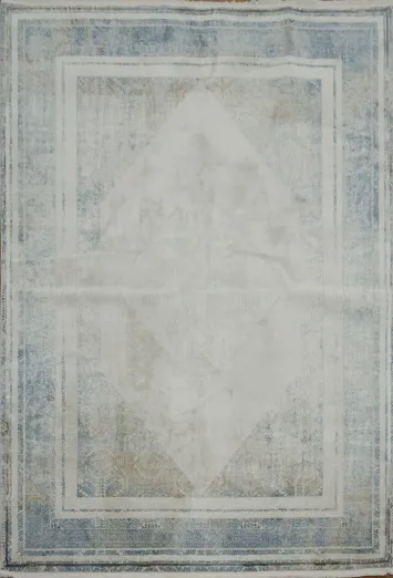 Traditional Charm at Home with This Elegant Blue Area Rug 5x8