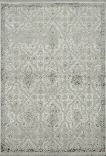 Timeless Beauty with this Grey Damask Patterned Rug 5x8