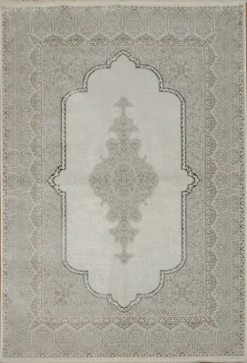 Elegant Vintage-Inspired Grey and Beige Rug with Intricate Floral Medallion Design 5x8