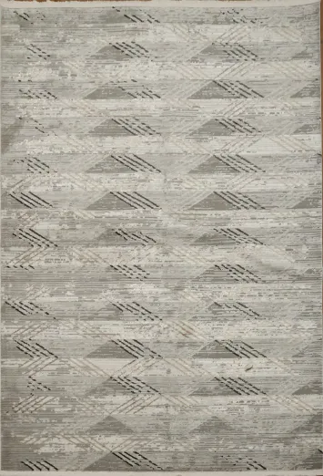 Subtle Elegance: Modern Rug with Chic Geometric Patterns 5x8