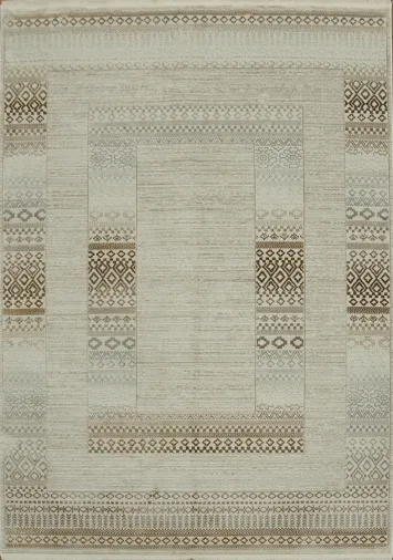 Handcrafted Beige Geometric Rug with Intricate Patterns 5x8