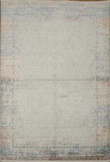 Transform Your Space With This Classic Distressed Design Rug 5x8