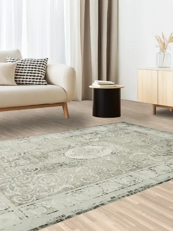 Ultra-Soft Traditional Area Rug for Luxurious Ambience 5x8