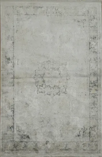 Elegant Vintage Distressed Rug in Soft Neutral Tones