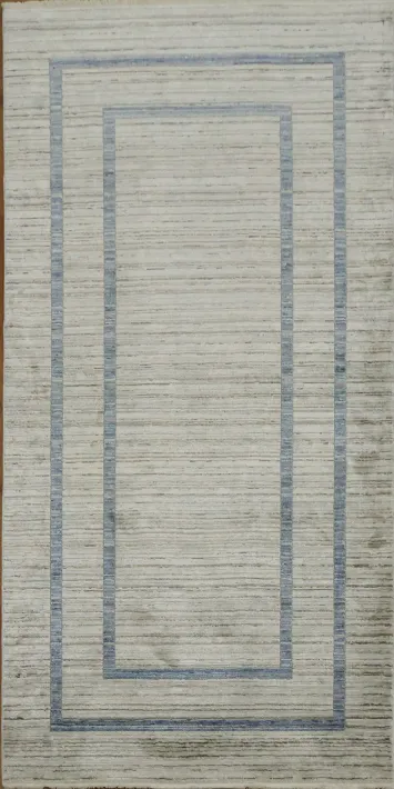 Contemporary Gray Rectangle Rug with Subtle Blue Accents 3x7