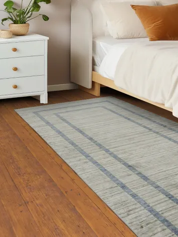 Contemporary Gray Rectangle Rug with Subtle Blue Accents 3x7