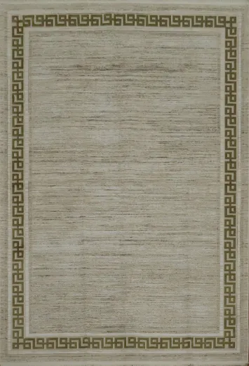 Sophisticated Beige Rug with Greek Key Border for Elegant Decor 5x8