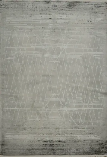 Contemporary Gray Rug Featuring Linear Geometric Design 5x8