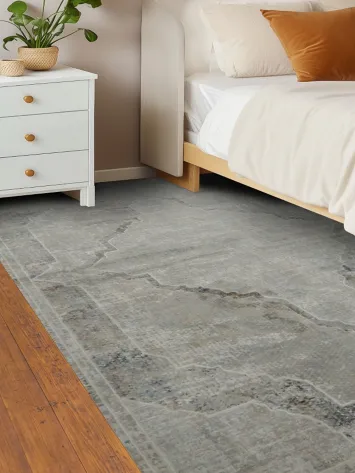 Elegant Grey Rug with Classic Pattern for a Timeless Look 5x8