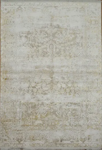 Sophisticated Beige Rug with Distressed Detailing 5x8