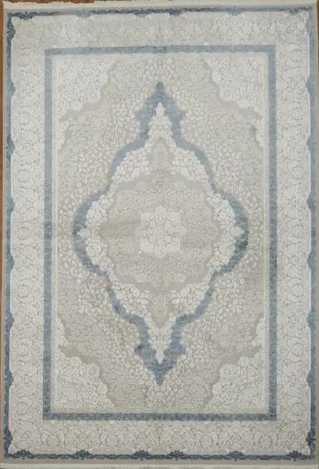 Ornate Blue and Beige Rug Perfect for Elegant Living Spaces 5x8