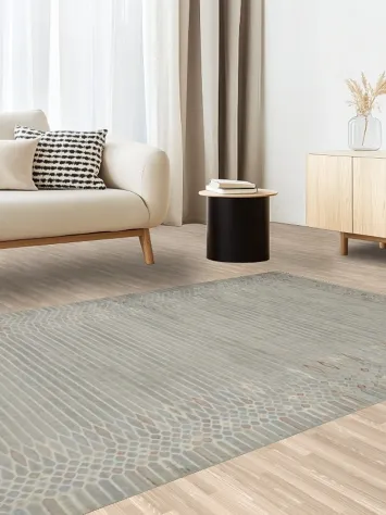 Elegant Minimalist Rug with Subtle Geometric Patterns 5x8