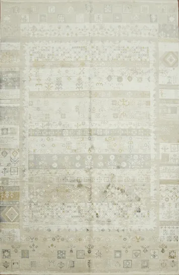 Classic Neutral Area Rug with Subtle Geometric Patterns 6x10