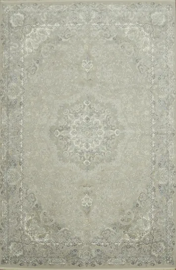Sophisticated Persian-Inspired Rug in Subtle Gray Tones 6x10