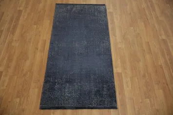 Contemporary Dark-Toned Rug Perfect for Modern Interiors 3x5