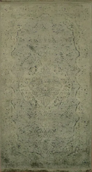 Classic Floral Design Rug with Subtle Teal Accents 3x5