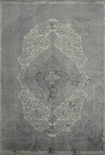Sophisticated Vintage Rug Featuring Detailed Design 5x8