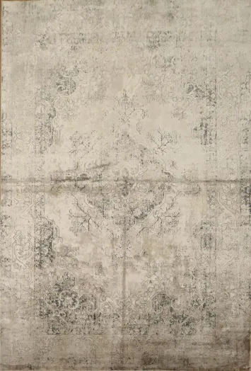 Antique Damask Pattern Rug with Subtle Distressing 5x8
