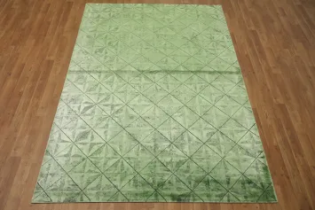 Modern Green Leaf Rug with Textured Geometric Design 5x8